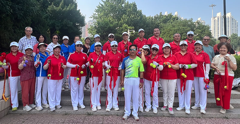 骄阳下刻苦排练 备战第五届莫斯科世界大健康运动会
